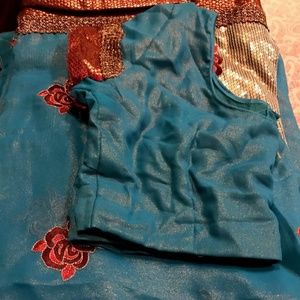 Georgette Shimmer Embroidered Party Sari